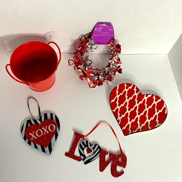 VALENTINE ❤️ BUNDLE (5 PIECE) - Picture 2 of 8